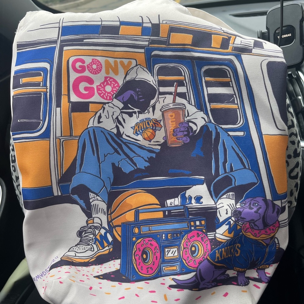 LIMITED EDITION DUNKIN KNICKS TOTE